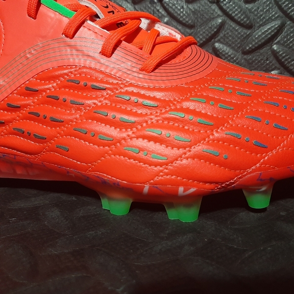 Under Armour Women's Magnetico Elite 3 FG Soccer Cleats size 10.5 - Picture 2 of 12